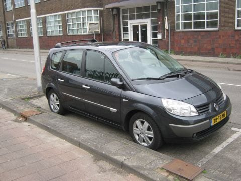 Renault Grand Scénic 1.9 dCi 130 Tech Line (2006)