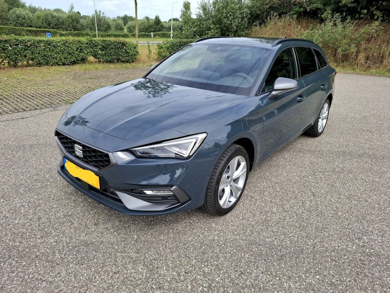 Seat Leon Sportstourer 1.5 TSI e-Hybrid FR Business (2025)