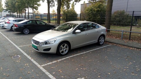 Volvo S60 2.0T Intro Edition
