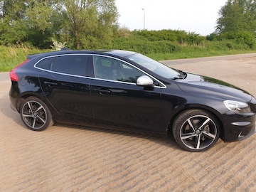 Volvo V40 T5 R-Design (2013)