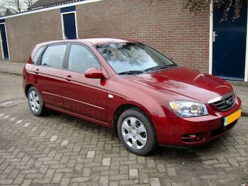 Kia Cerato 1.6 X-treme (2006)