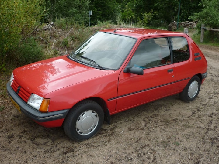Peugeot 205 XS 1.6i (1993)