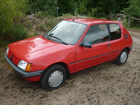 Peugeot 205 XS 1.6i (1993)