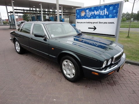 Jaguar XJ 3.2 Executive (2000)