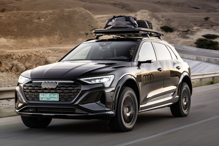 Audi Q8 E-tron edition Dakar