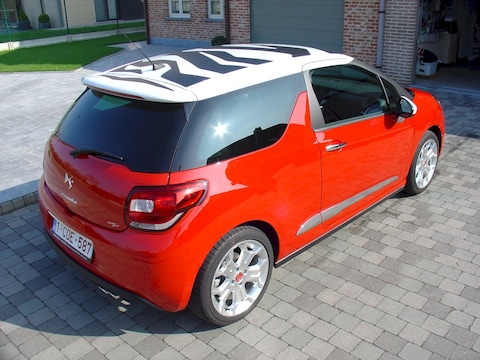 Citroen DS3 e-HDi 110 Sport Chic