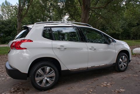Peugeot 2008 Allure 1.6 VTi (2013)