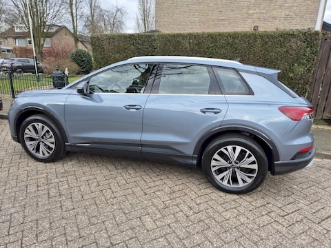Audi Q4 e-tron 45 quattro Advanced edition