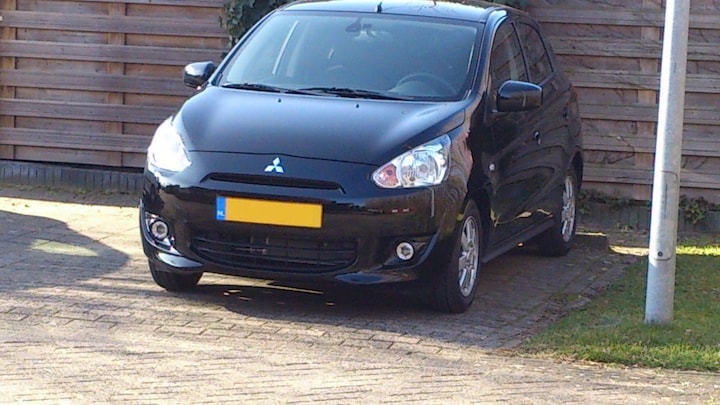 Mitsubishi Space Star 1.2 Instyle (2014)