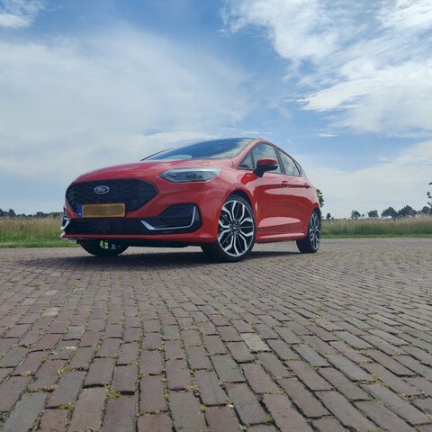 Ford Fiesta 1.0 EcoBoost 125pk Hybrid ST Line Vignale