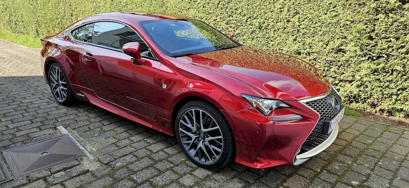 Lexus RC 300h F Sport Line (2018)