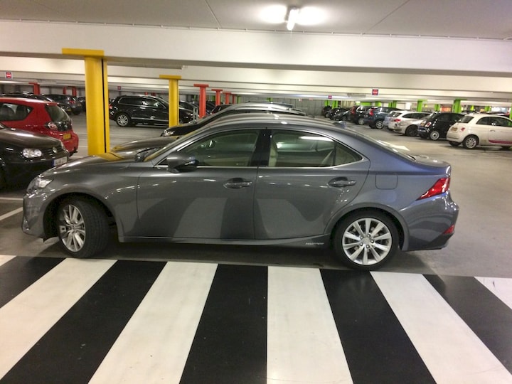Lexus IS 300h Business Line Pro (2016)