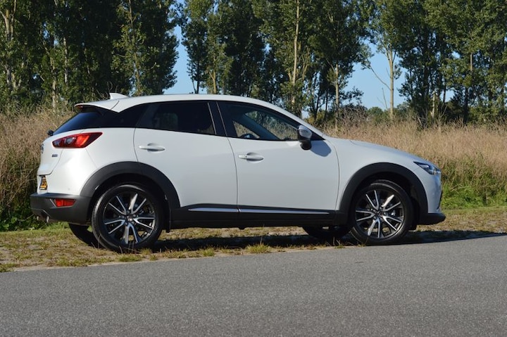 Mazda CX-3 SkyActiv-D 105 GT-M (2015)