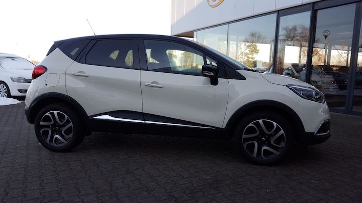 Renault Captur TCe 90 Dynamique (2016)
