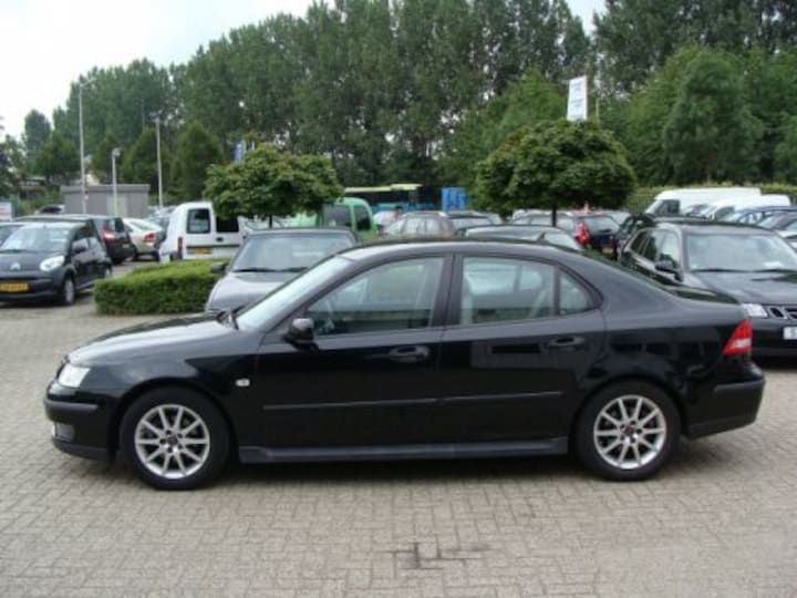 Saab 9-3 Sport Sedan 1.8t Arc (2003)