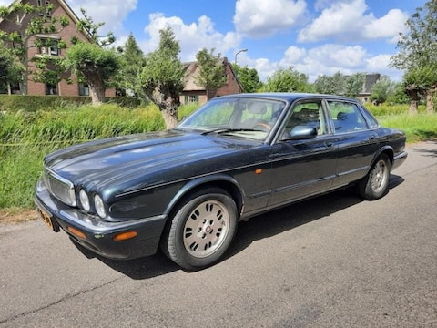 Jaguar Sovereign 3.2