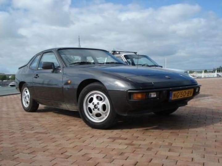 Porsche 924