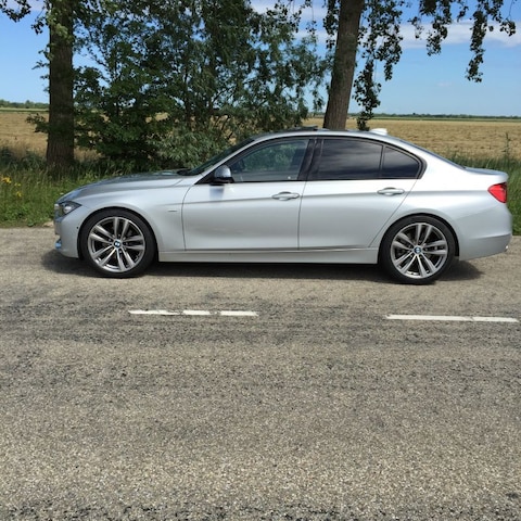 BMW 330d High Executive