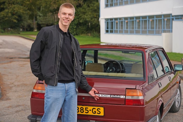 Jonge eigenaar Alfa Romeo Giulietta 1981