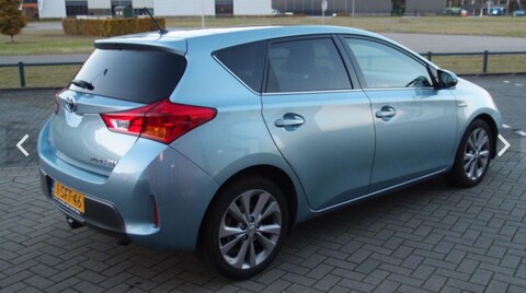 Toyota Auris 1.8 Hybrid Lease