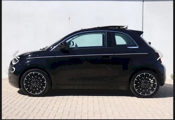 Fiat 500e 42kWh La Prima (2022)