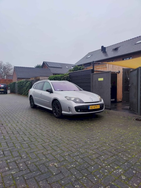 Renault Laguna Estate 2.0 16V T 205 GT (2010)