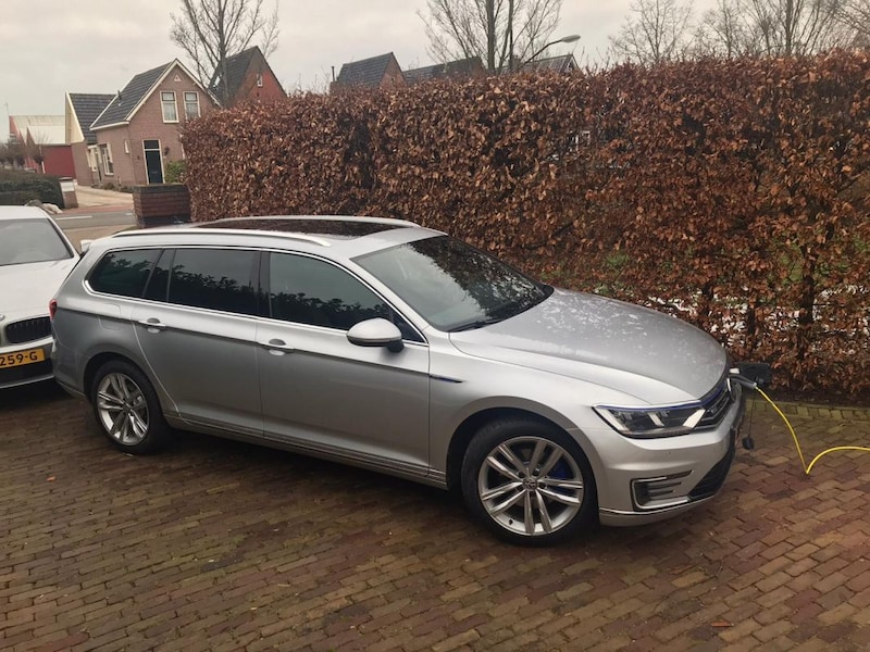 Volkswagen Passat Variant 1.4 TSI PHEV GTE Highline (2015)