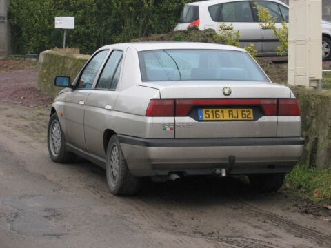 Alfa Romeo 155 2.5 TD S (1996)