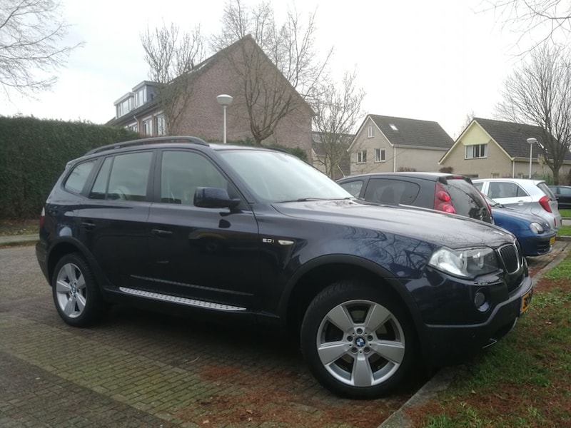 BMW X3 2.0i (2007)