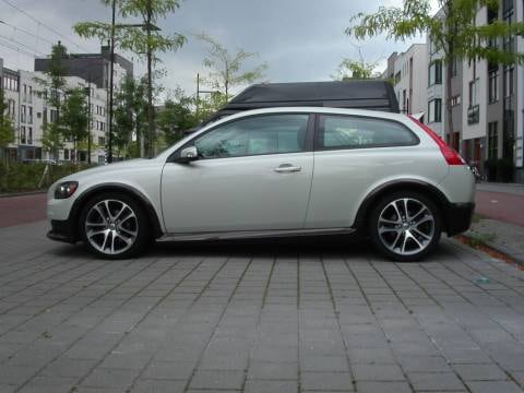 Volvo C30 D5 Summum (2006)