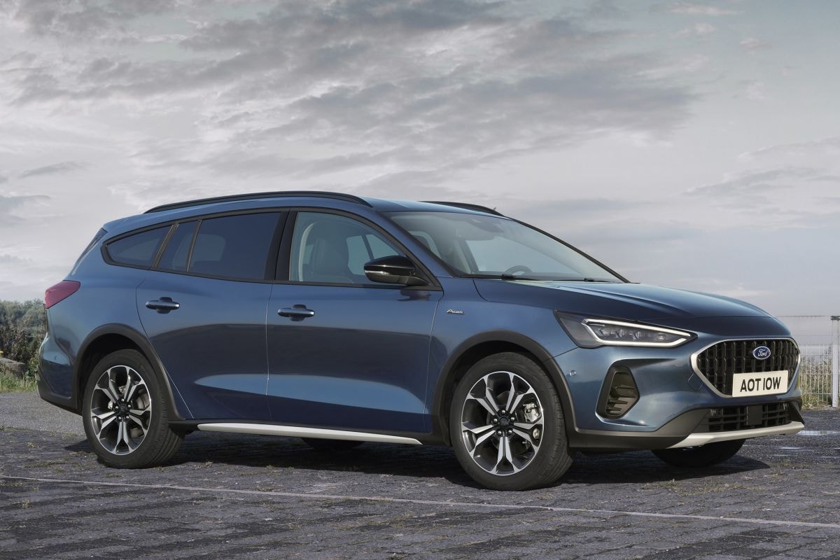 Ford Focus Wagon 1.0 EcoBoost 125pk Hybrid Connected (2022) review