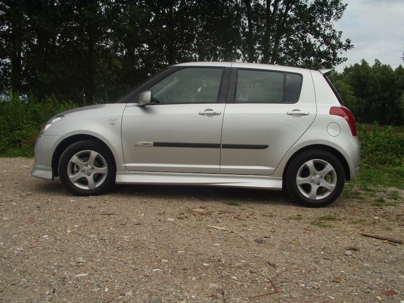 Suzuki Swift 1.5 Exclusive (2006)