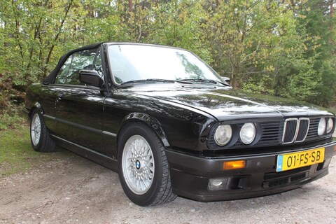 BMW 325i Cabrio