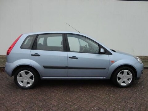 Ford Fiesta 1.6 16V Ghia
