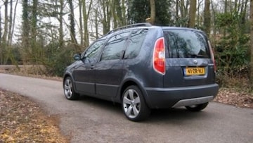Skoda Roomster 1.4 16V Scout (2007)