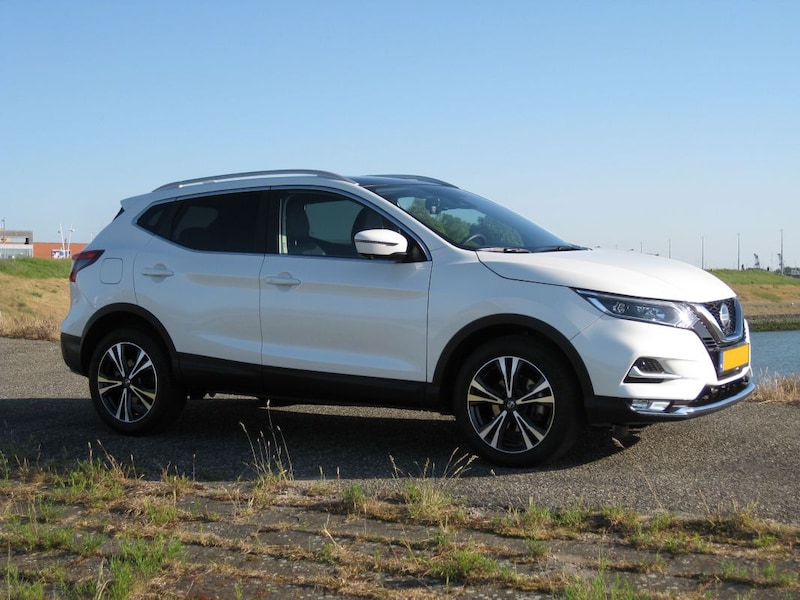 Nissan Qashqai DIG-T 160 N-Connecta (2019)