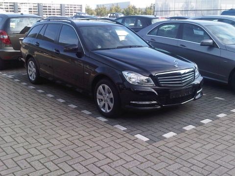 Mercedes-Benz C 180 CDI BlueEFFICIENCY Estate (2011)