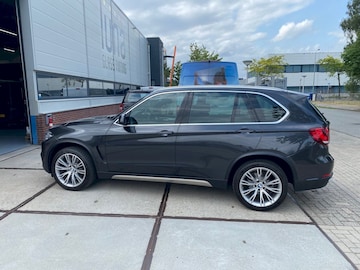 BMW X5 xDrive30d High Executive (2014)