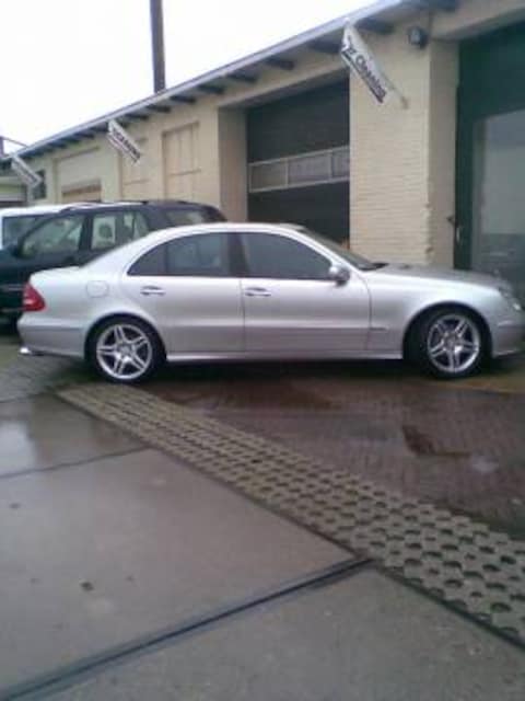 Mercedes-Benz E 400 CDI Avantgarde (2004)
