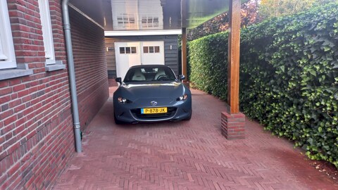 Mazda MX-5 SkyActiv-G 184 Luxury