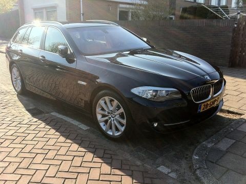 BMW 520d Touring High Executive (2011)