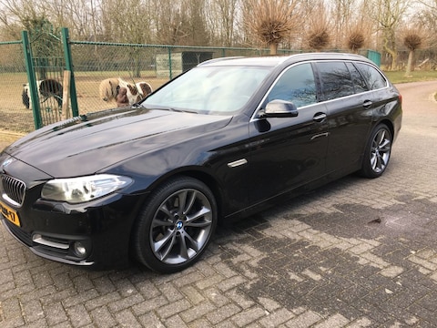 BMW 528i Touring High Executive (2014)