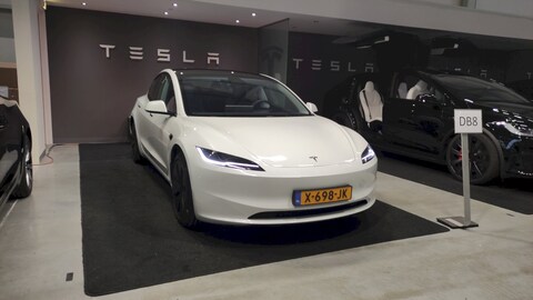 Tesla Model 3 Long Range AWD