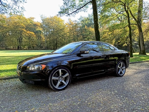 Volvo C70 2.4i Summum