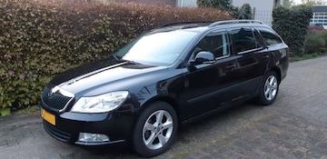 Skoda Octavia Combi 1.4 TSI Greentech Arctic (2012)