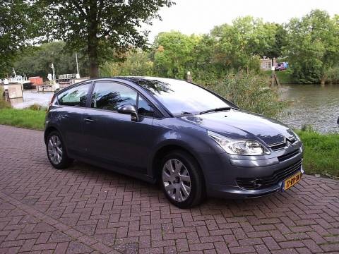 Citroën C4 Coupé 1.6 16V VTR+ (2005)
