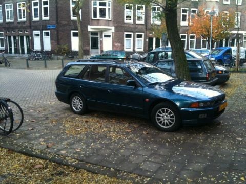 Mitsubishi Galant Station Wagon 2.5 V6 (1999)