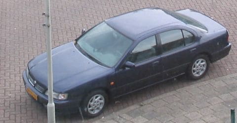 Nissan Maxima QX 2.0 V6 SLX (1998)