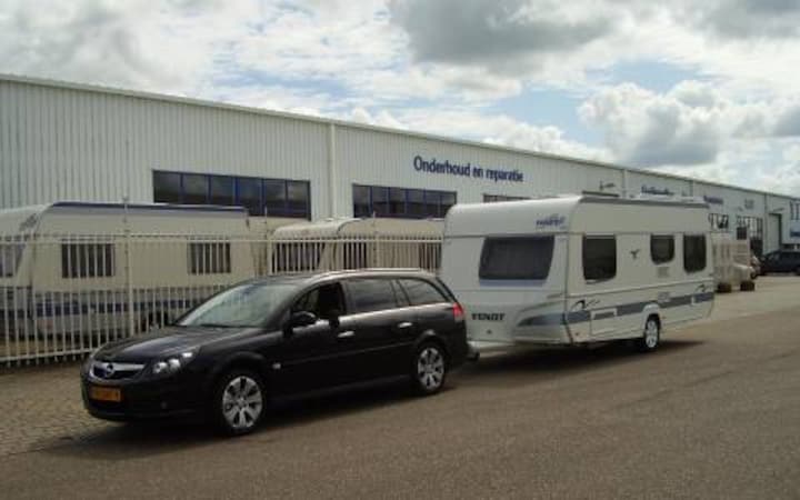 Opel Vectra Stationwagon 2.2-16V DGi Temptation (2008)