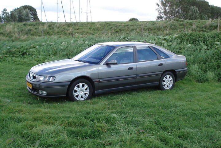 Renault Safrane RXT 3.0 V6-24V (1999)